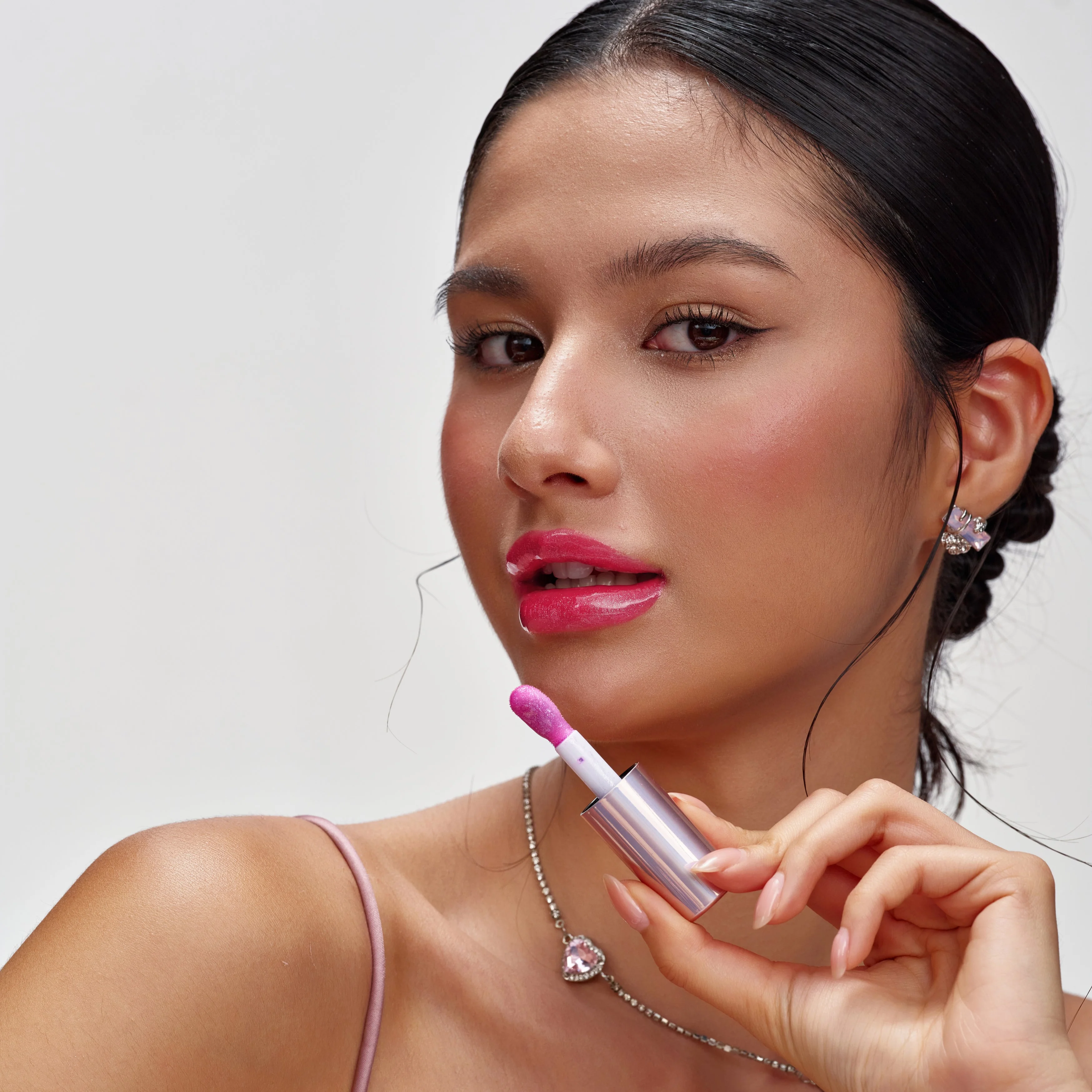 Dazzle Crush Lip Oil (3 Colours) - Image 3