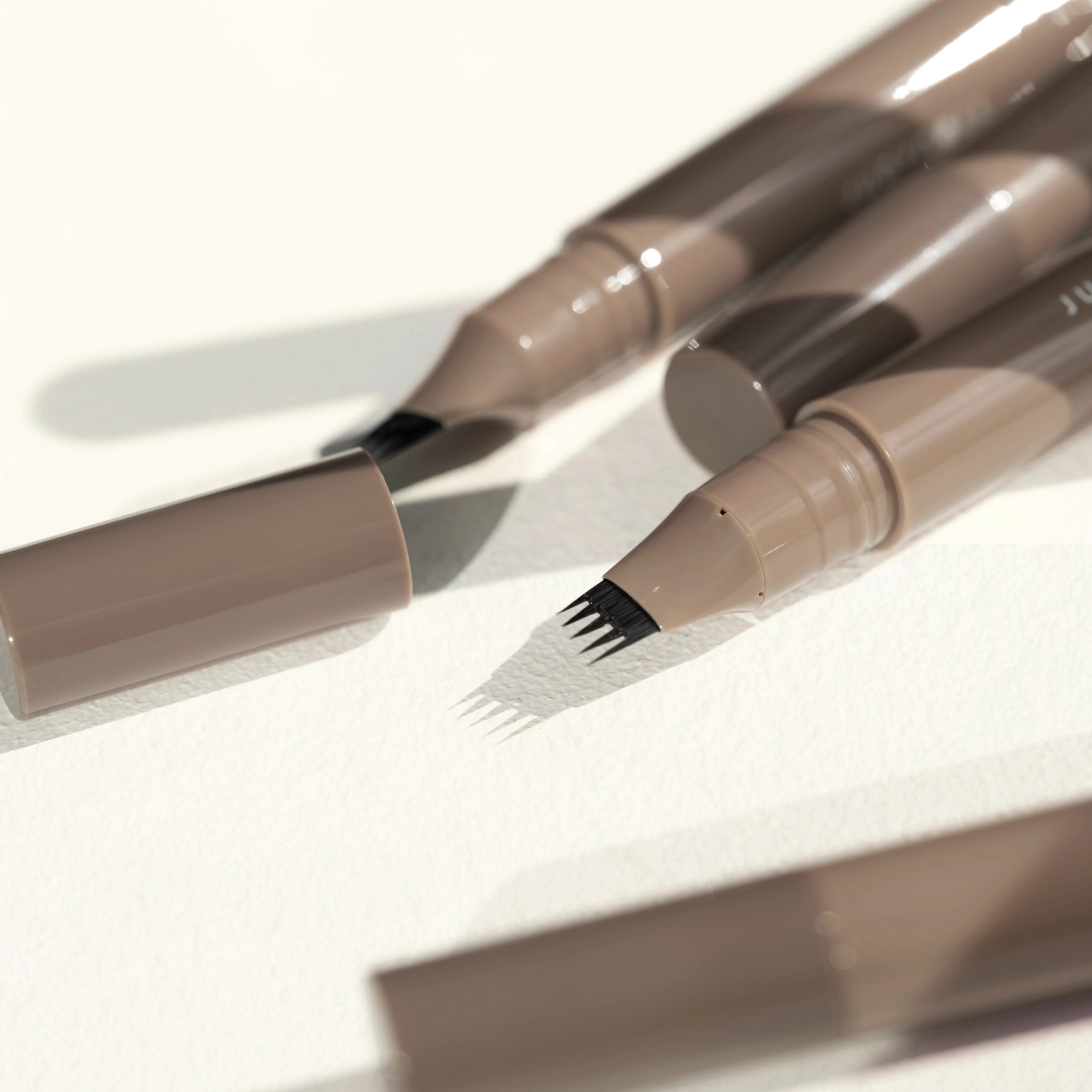 Liquid Eyebrow Pen (2 Colours) - Image 5