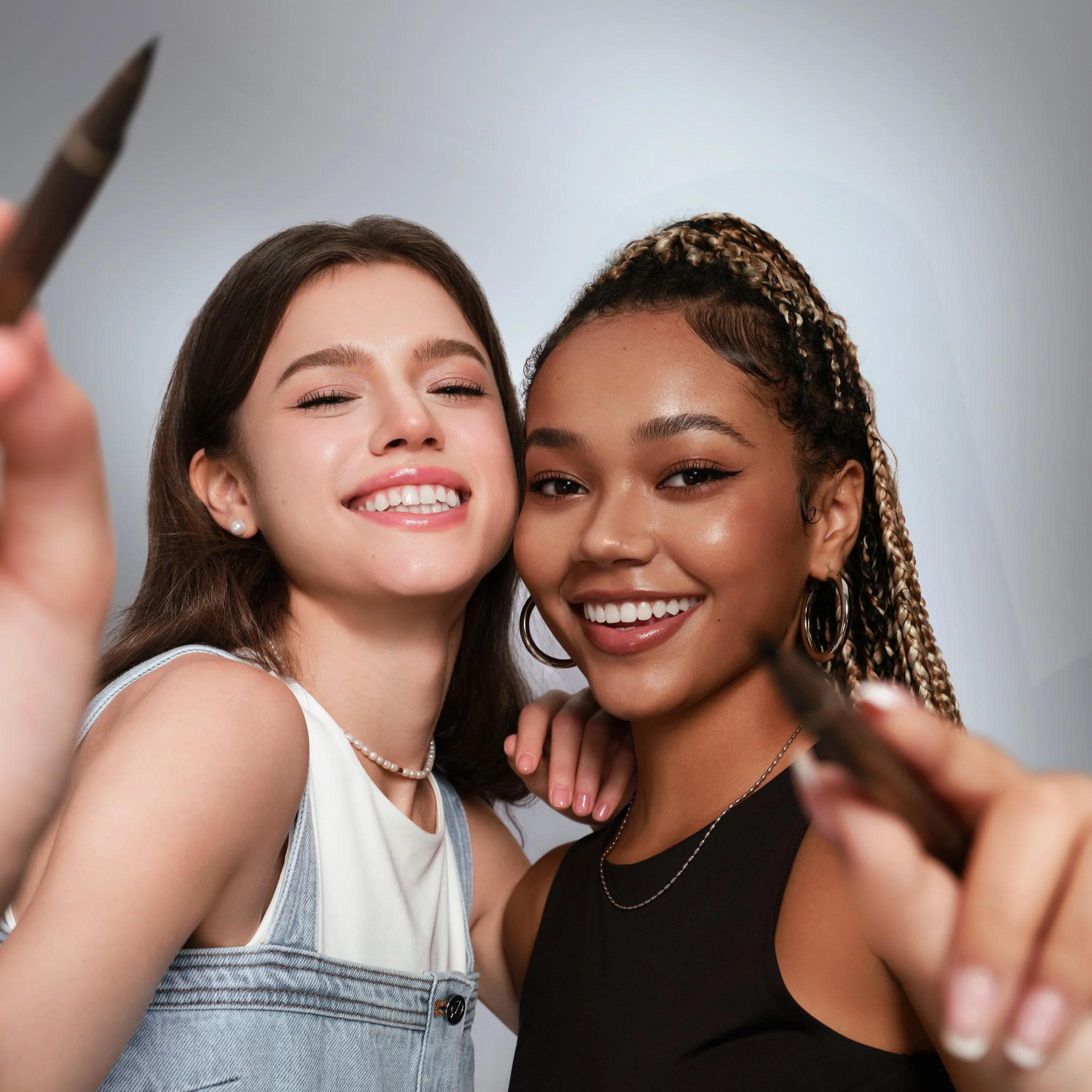 Slim Liquid Eyeliner (3 Colours) - Image 9