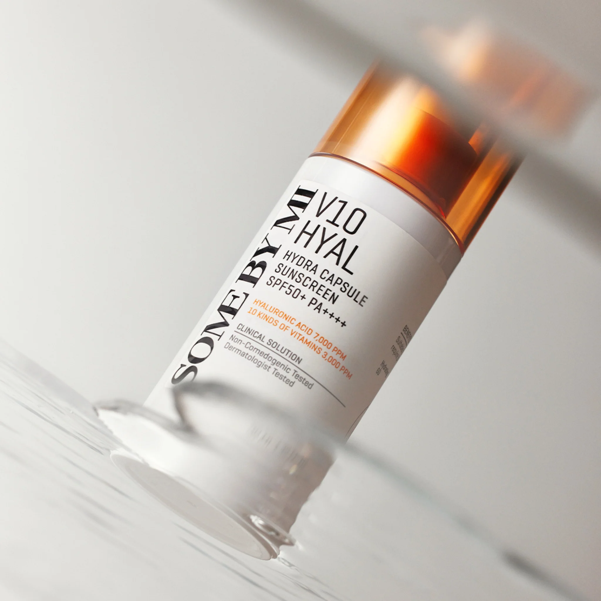 [Special Sale] V10 Hyal Hydra Capsule Sunscreen SPF50+ PA++++ (40ml) - Image 2